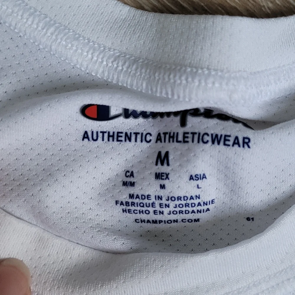 Champion Wicking Anti Odor Breathable White Tee Size Medium NWT - Picture 4 of 7